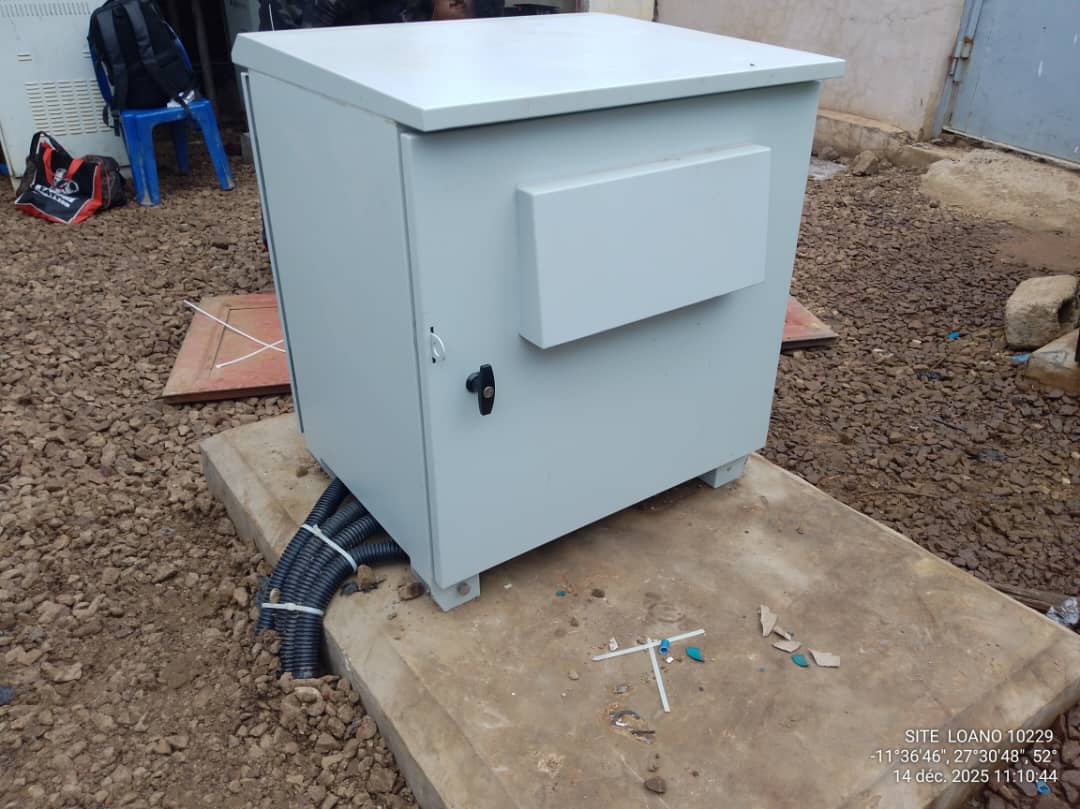 RECTIFIERS OUTDOOR 24 KW Face arrière